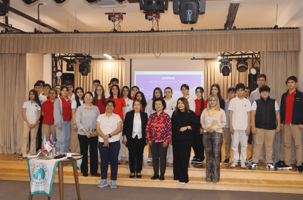 A meeting was held with high school students in Azerbaijan